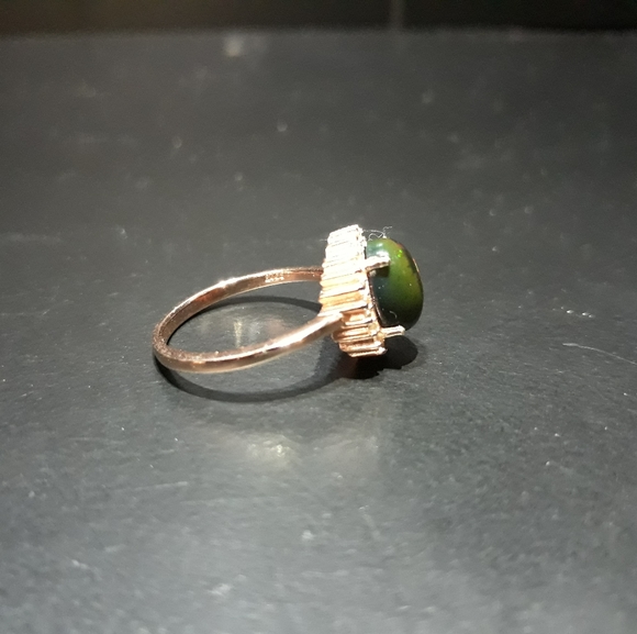 Unique Black Opal Halo Set K10